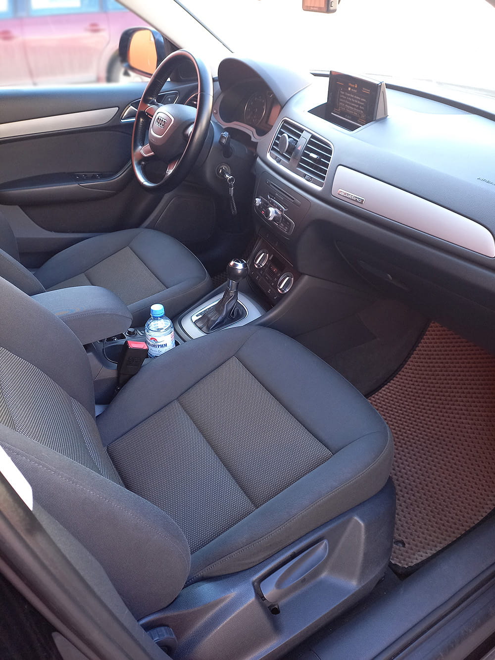 Audi Q3 салон